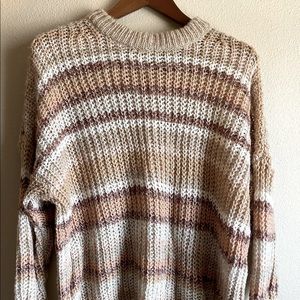American Eagle knit sweater size M